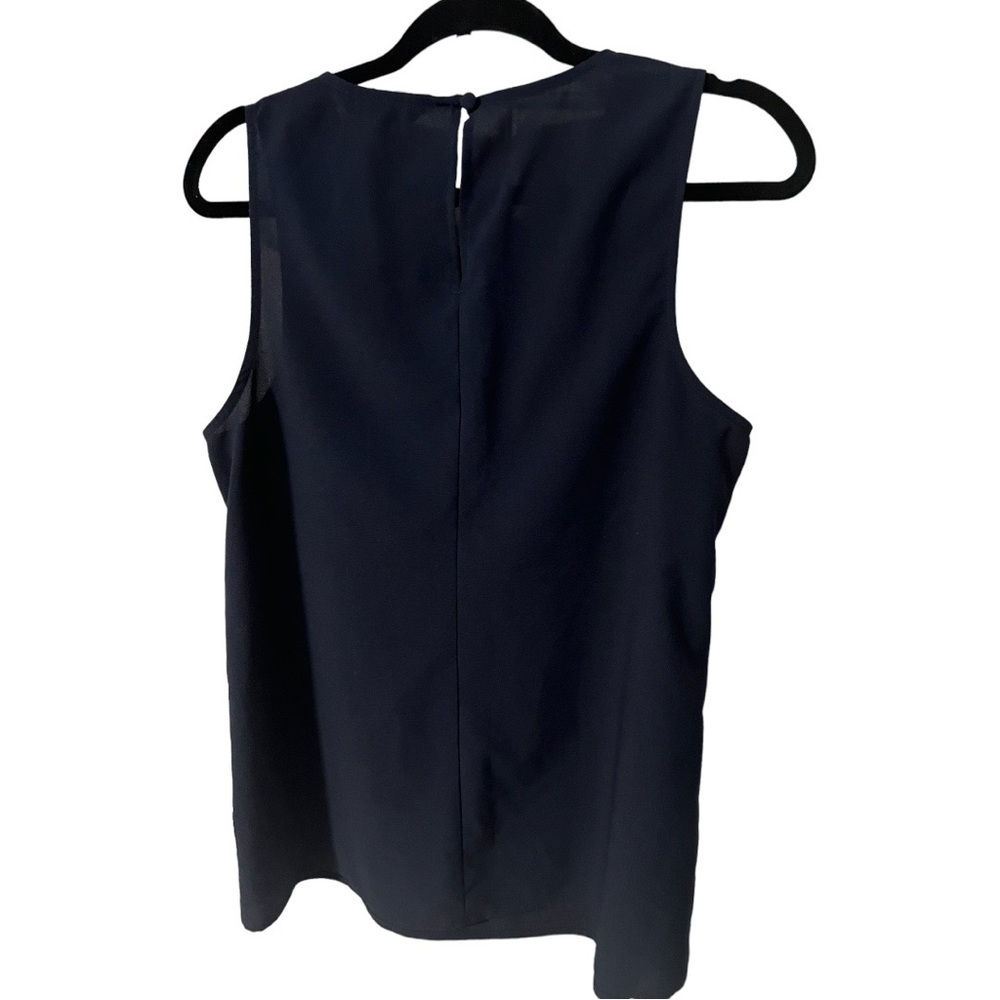 A Banana Republic navy blue top in size medium